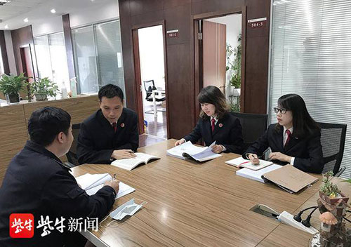 KAIYUN網(wǎng)頁 開云com一場“國際拍賣會”全場都是演員 正規(guī)資質(zhì)公司搞“假拍賣”斂財數(shù)百萬(圖1)